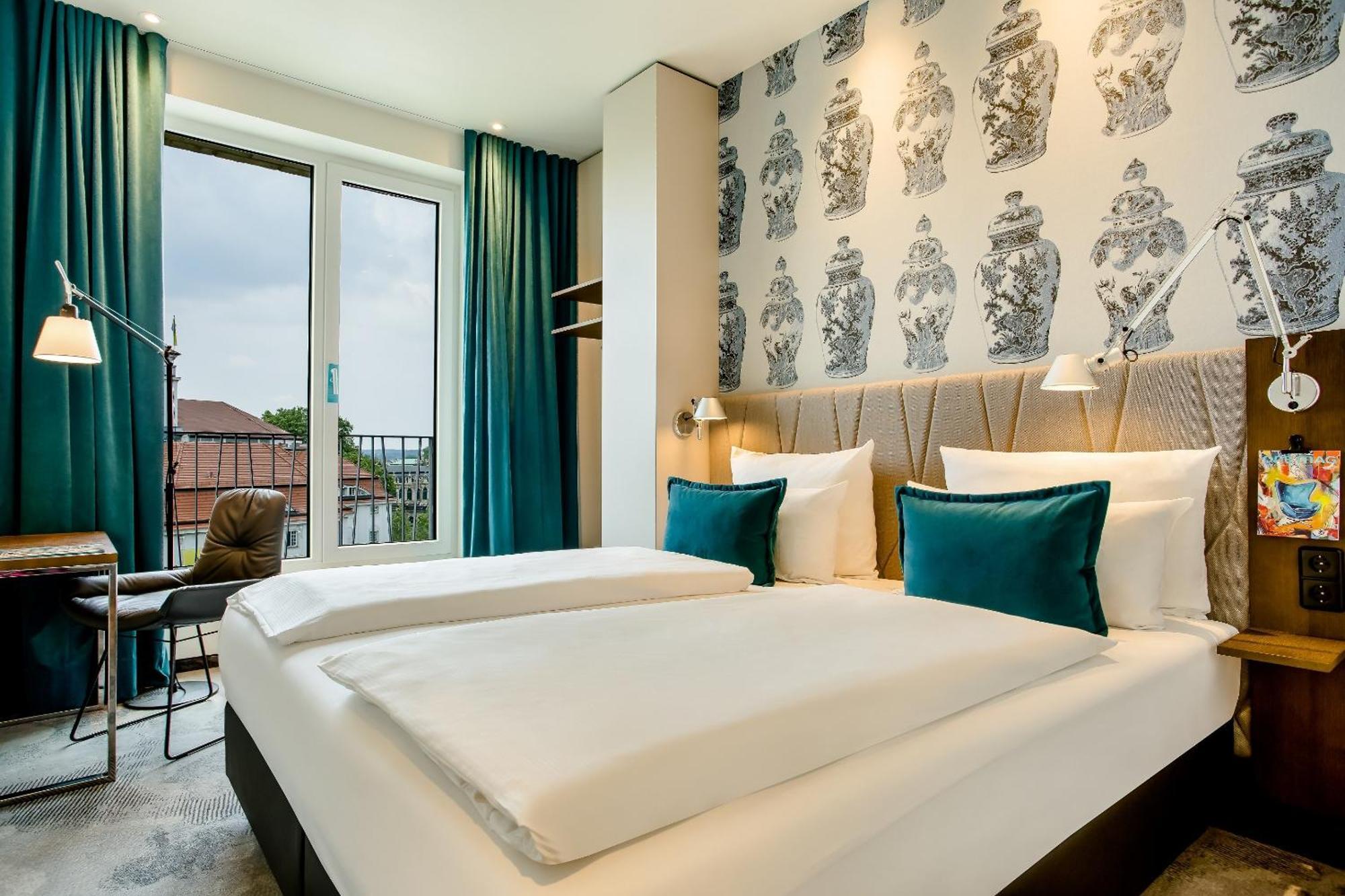 Motel One Dresden Am Zwinger Exteriör bild