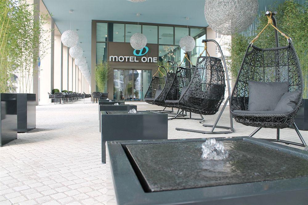 Motel One Dresden Am Zwinger Exteriör bild